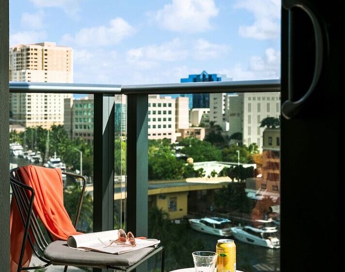 1 Bedroom Apartment River View, Flow Fort Lauderdale