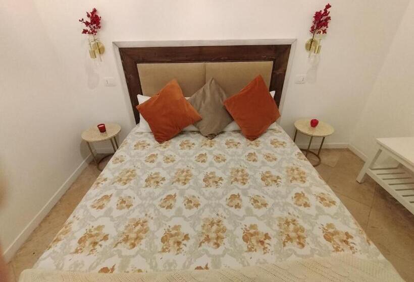 اتاق لوکس, Tresca Charme Luxury Rooms