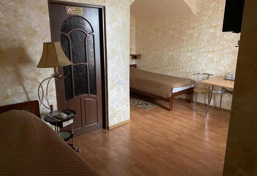 Chambre Economy, гостинний маєток