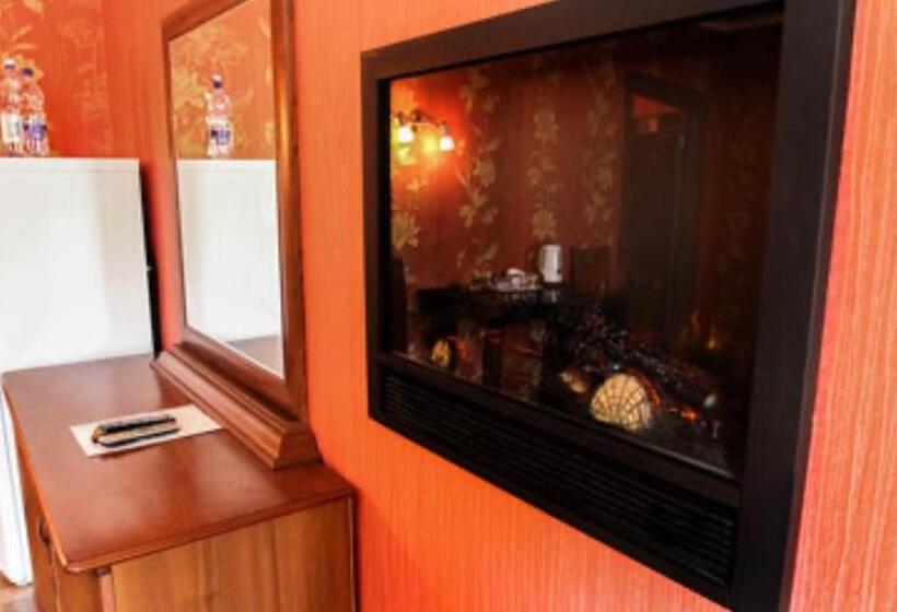 Suite, гостинний маєток