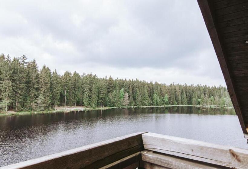 סוויטה דלוקס, Am Fichtelsee