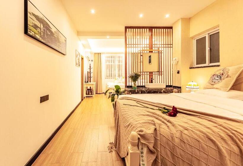 غرفة ديلوكس مطلّة علي البحر, Blue Sea