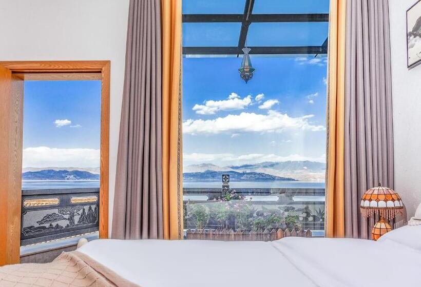 غرفة ديلوكس مطلّة علي البحر مزوَّدة بشُرفة, Blue Sea