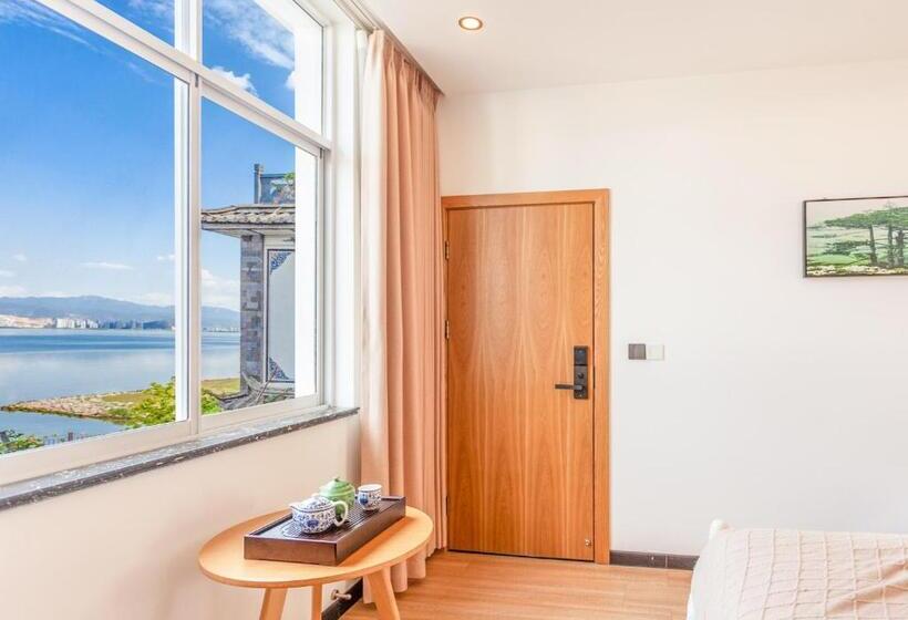 غرفة ديلوكس مطلّة علي البحر, Blue Sea