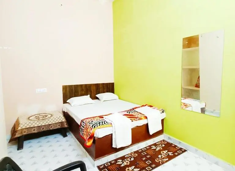 Quarto standart com terraça, Hari Darshan