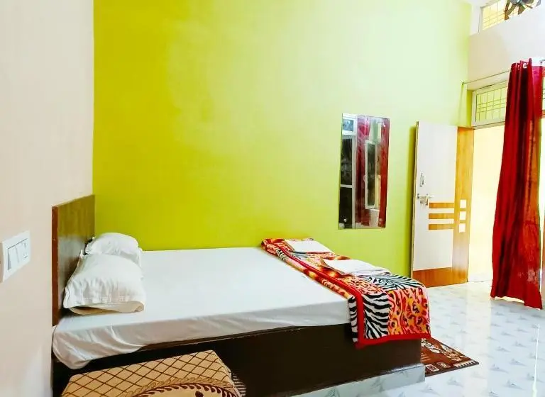 Quarto standart com terraça, Hari Darshan