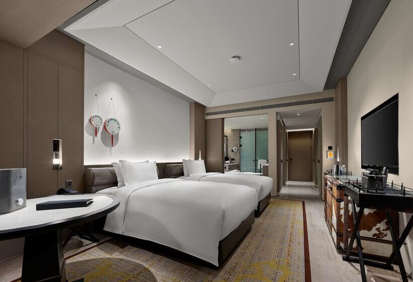 이그제큐티브 룸, Hilton Shigatse