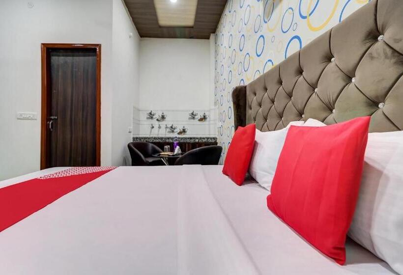 חדר קלאסי לשלושה, Oyo 81954 K7 Regency