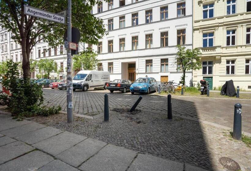 سوئیت 2 خوابه, Limehome Berlin Lottumstraße 4