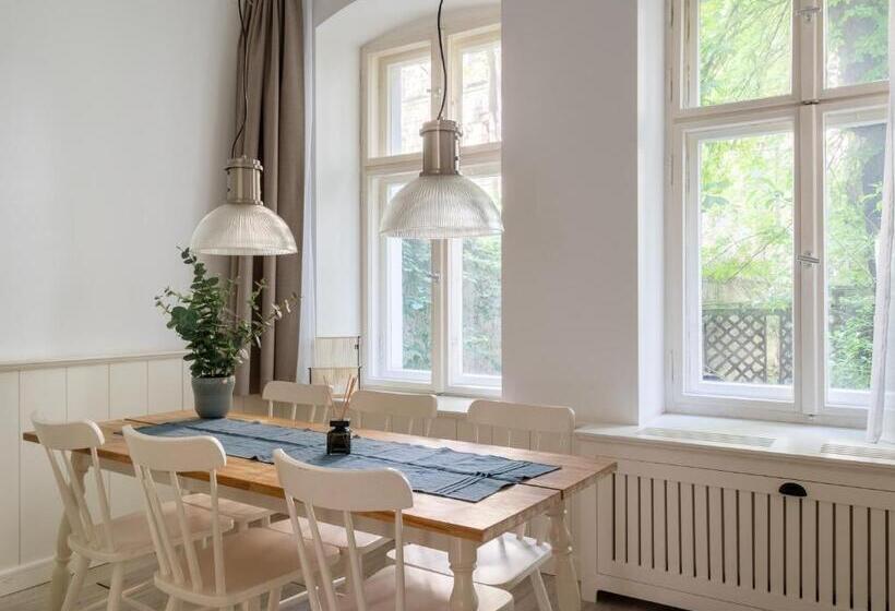 سوئیت 2 خوابه, Limehome Berlin Lottumstraße 4