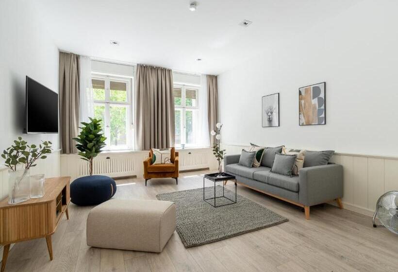 سوئیت 2 خوابه, Limehome Berlin Lottumstraße 4