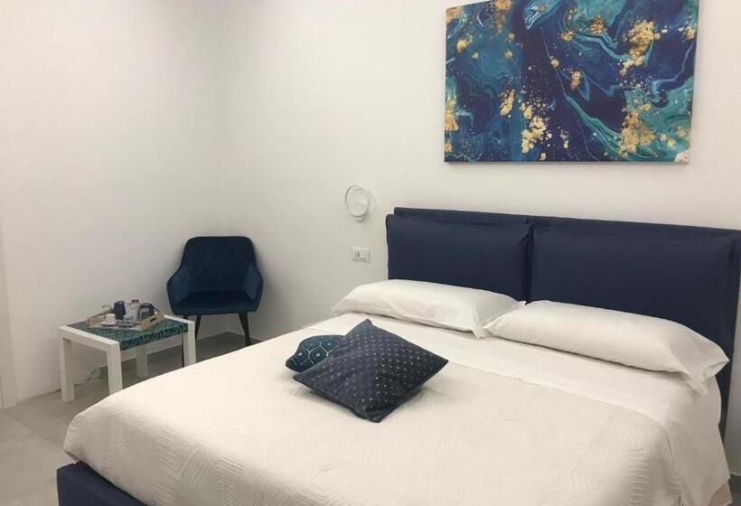 バルコニー付きスタンダードルーム, Millie S Place Sorrento