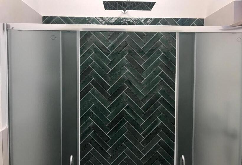 バルコニー付きスタンダードルーム, Millie S Place Sorrento