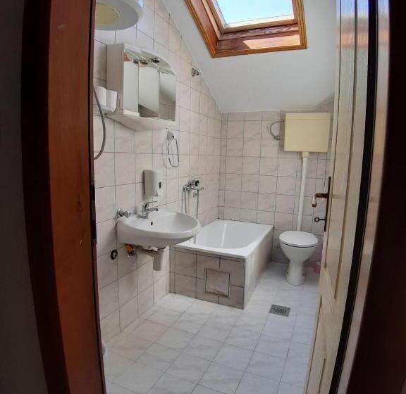 اتاق استاندارد با تراس, Smještaj Mm Trebinje