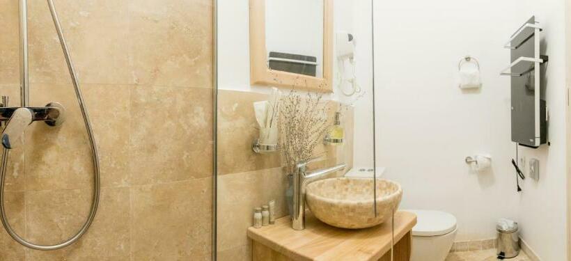 스탠다드 룸, Pensiunea Nest