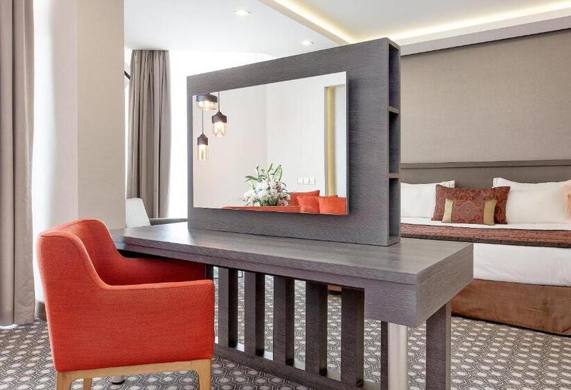 オーシャンビューデラックススイート, Salamis Bay Conti Hotel Resort & Spa & Casino