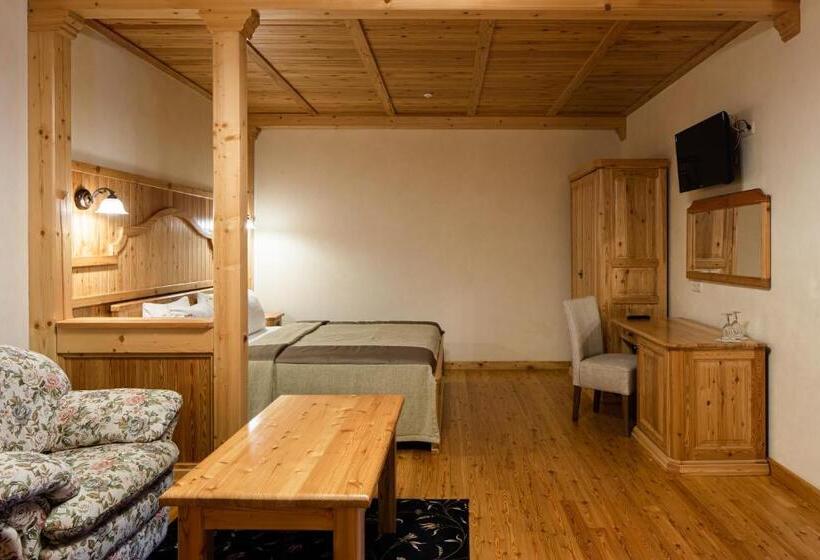 اتاق لوکس خانوادگی, Ganz Ski Lift 5