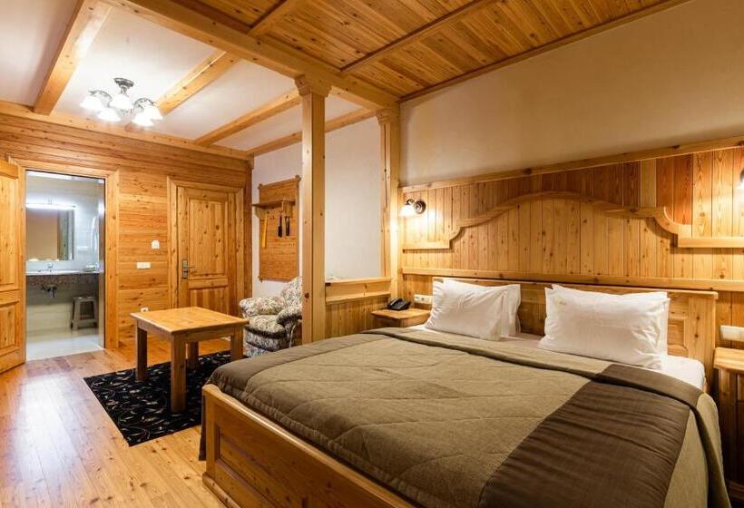 اتاق لوکس خانوادگی, Ganz Ski Lift 5