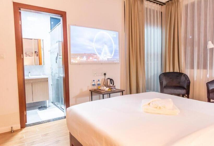 اتاق لوکس با بالکن, Pauraque Soho