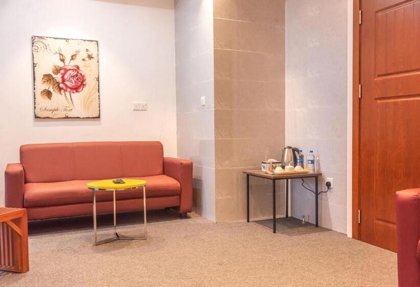 سوییت اجرایی, Pauraque Soho