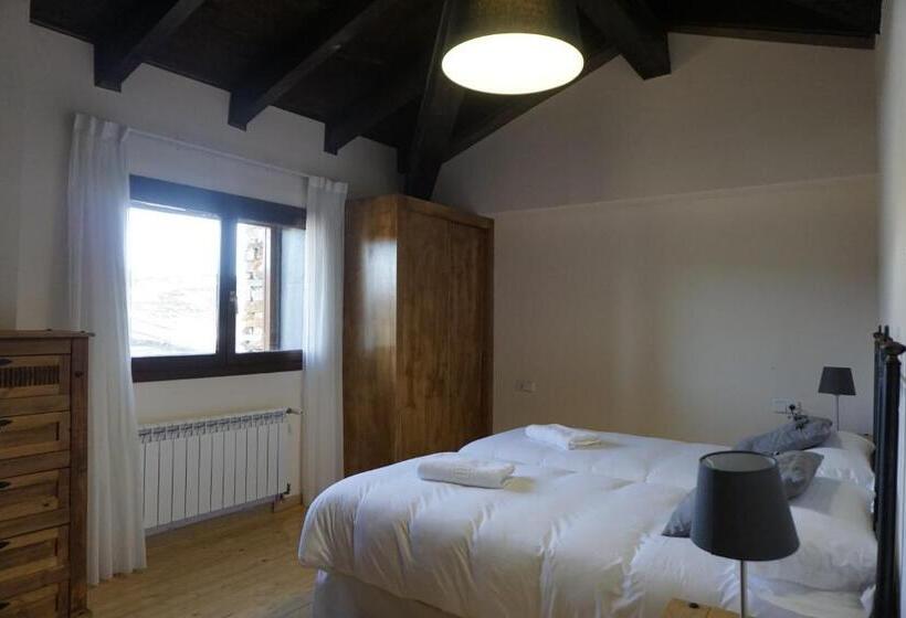 غرفة ديلوكس, Pena Trevinca