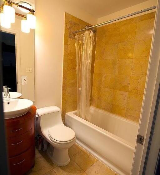 דירת שני חדרים, The Gallery House