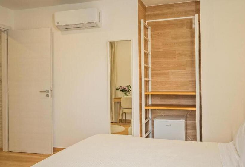 带大床的高级房间, Infinity Castellabate B & B Di Charme