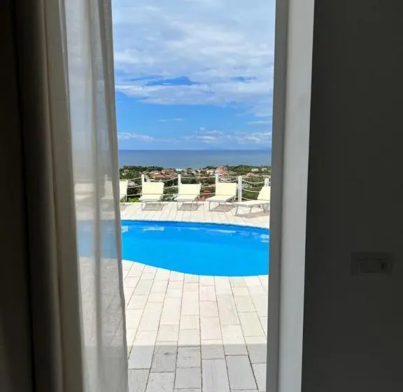 Deluxe Suite Sea View, Infinity Castellabate B & B Di Charme