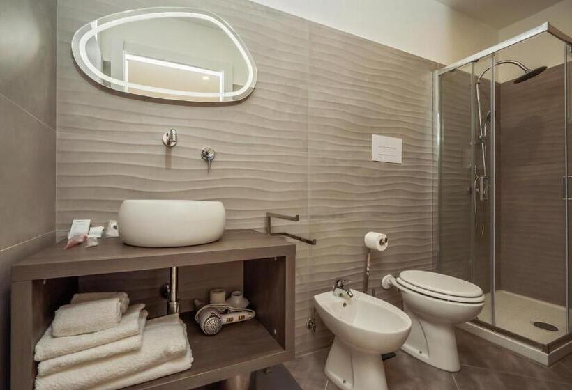 带大床的标准间, Infinity Castellabate B & B Di Charme