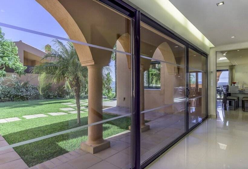 Вилла 3 Спальни, Amendoeira Golf Resort