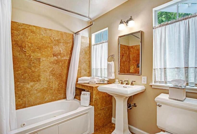Стандартный Номер Кровать Кинг, Bungalows 313