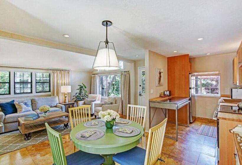 스탠다드 룸 킹사이즈 침대, Bungalows 313