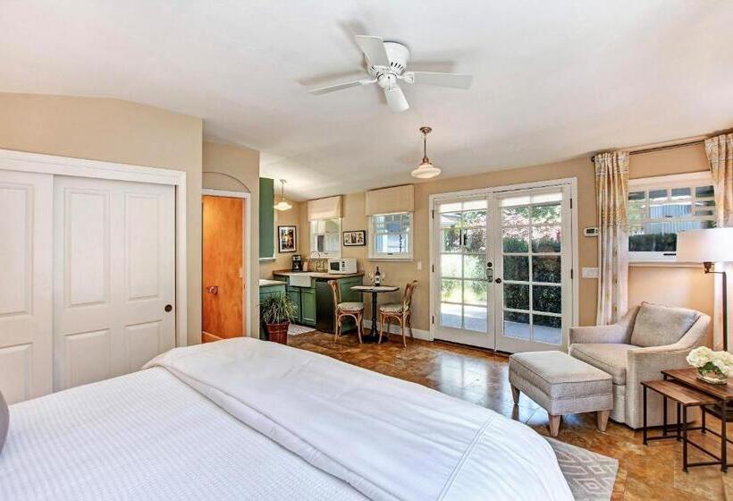 스탠다드 룸 킹사이즈 침대, Bungalows 313