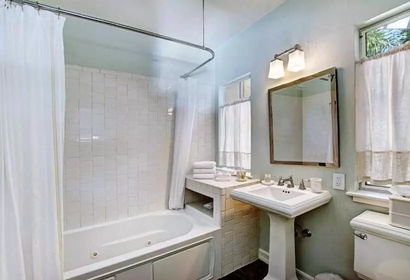 Standard-huone King-vuode, Bungalows 313