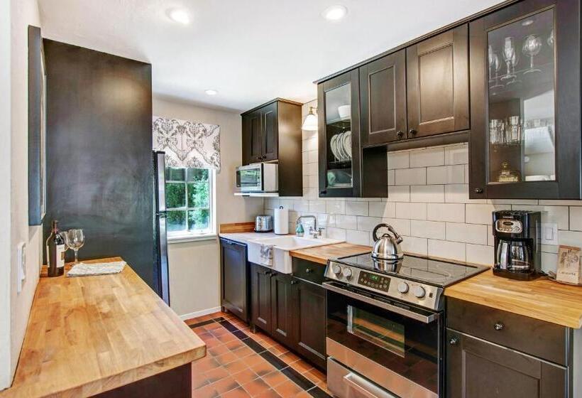 스탠다드 룸 킹사이즈 침대, Bungalows 313