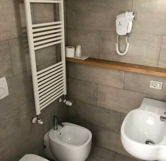 Classic Single Room