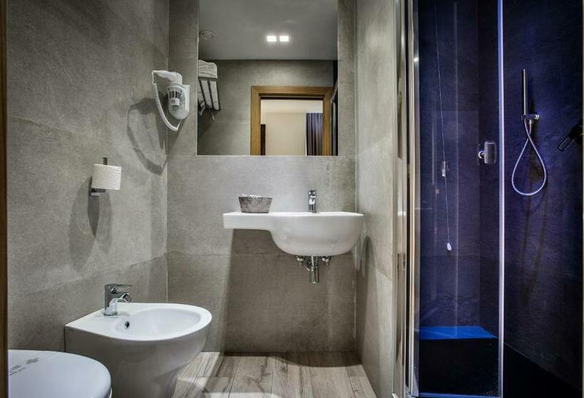 高级单人间, Euro