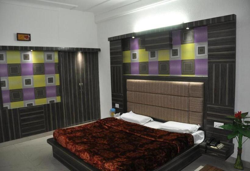 스위트, Bhawani International