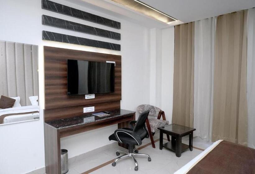 스탠다드 룸, Bhawani International