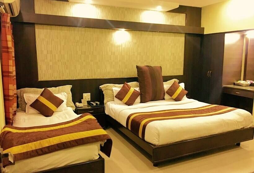 Номер Deluxe, Cj International