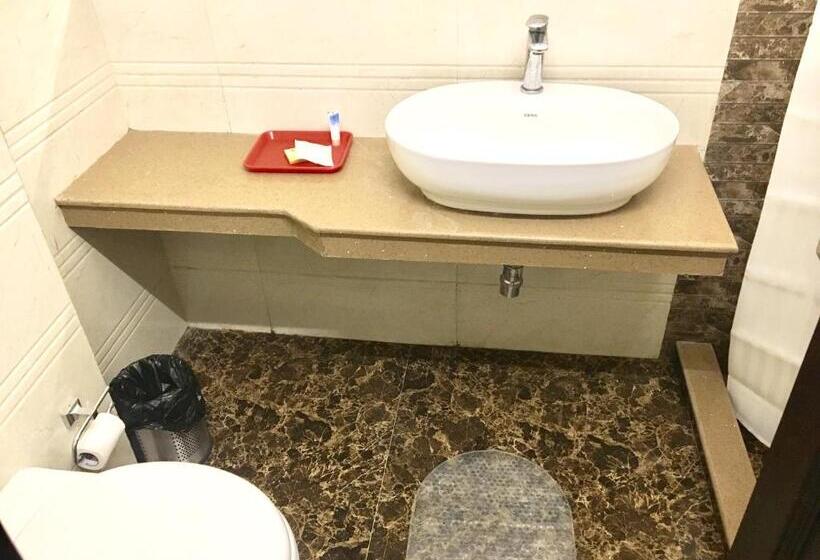 Номер Стандарт, Cj International