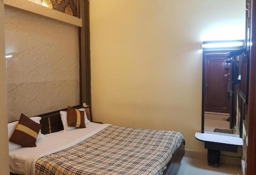 Номер Стандарт, Cj International