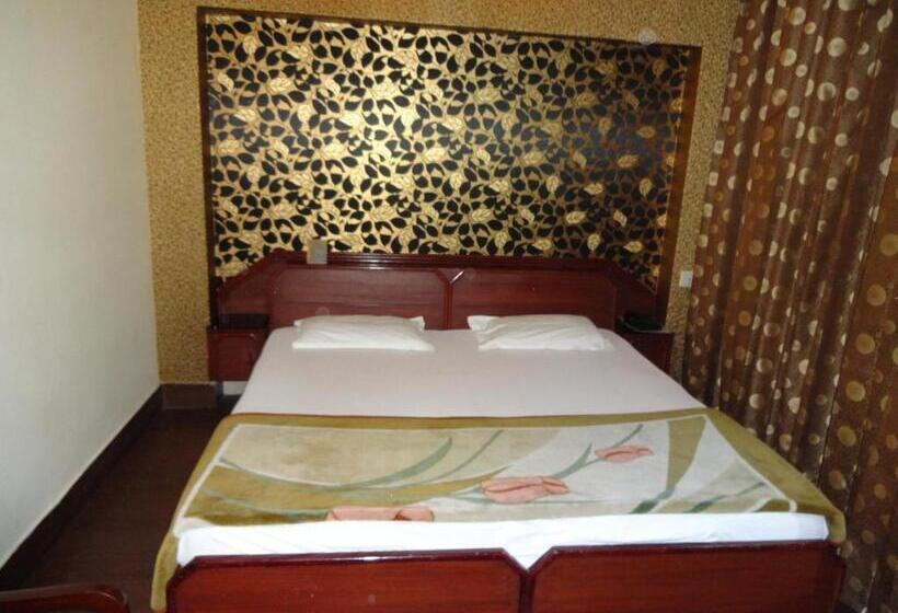 Люкс, Cj International