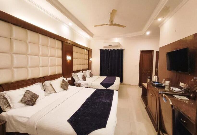 Люкс, Cj International