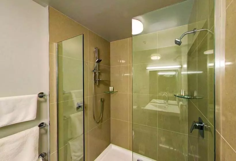 سوییت خانوادگی, Comfort Hotel Benvenue