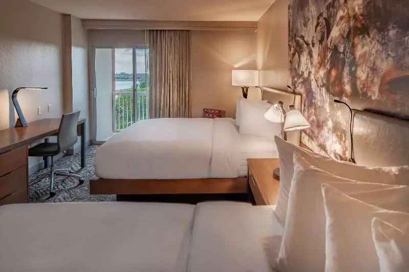レイクビュースタンダードルーム, Doubletree By Hilton Dallas   Farmers Branch