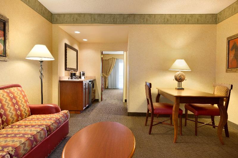 高级套房, Embassy Suites By Hilton Albuquerque