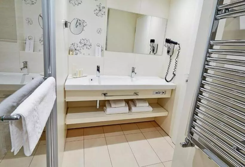 اتاق سوپریور, Golden Tulip Amnéville Hôtel Spa & Casino