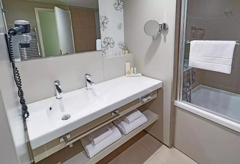 اتاق استاندارد, Golden Tulip Amnéville Hôtel Spa & Casino