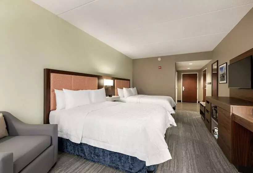スタンダードルーム, Hampton Inn & Suites Frederick Fort Detrick